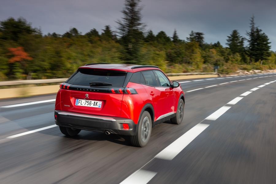  Peugeot 2008 2019 года  (WW) (фото 8 из 42)